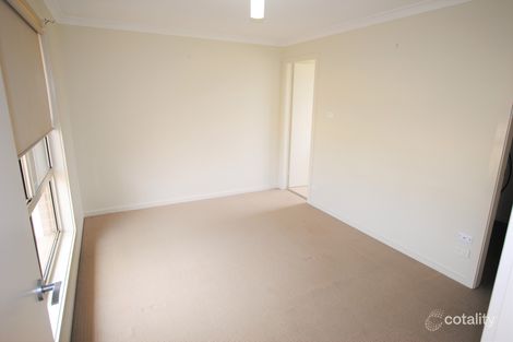 Property photo of 10 Gillmartin Drive Griffith NSW 2680