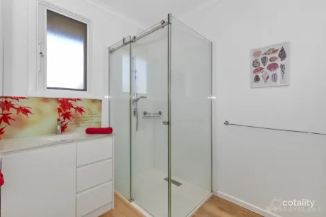 Property photo of 5 Edward Street Noble Park VIC 3174