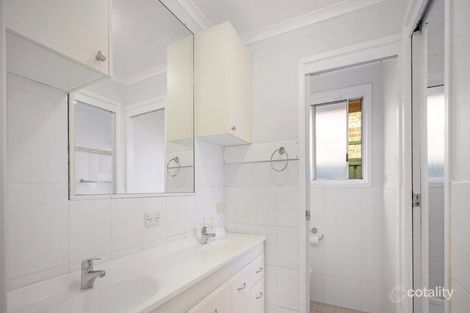 Property photo of 34 Cowper Circle Quakers Hill NSW 2763