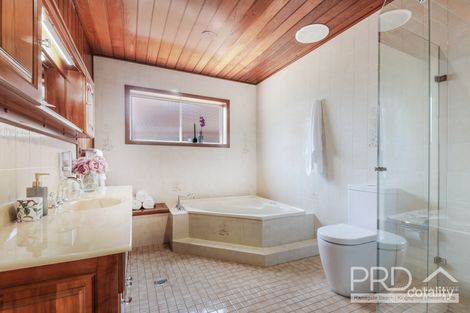 Property photo of 2 Fenwick Avenue Roselands NSW 2196