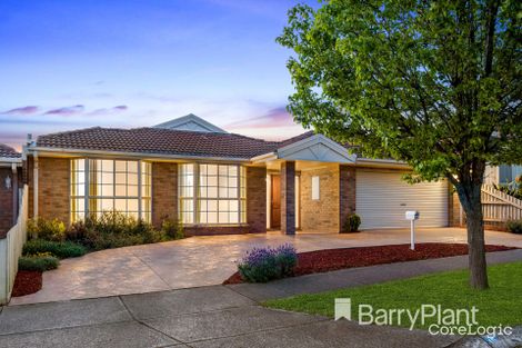 Property photo of 15 Newcombe Drive St Albans VIC 3021