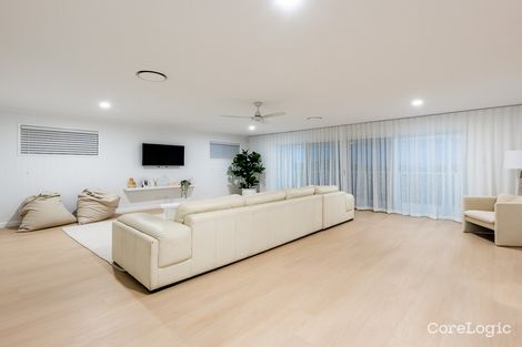 Property photo of 60 McAuley Parade Pacific Pines QLD 4211