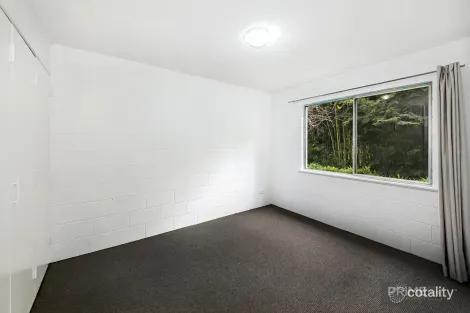 Property photo of 2/17 Gloucester Road Buderim QLD 4556