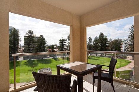 305a Holdfast Prom, Glenelg, SA 5045