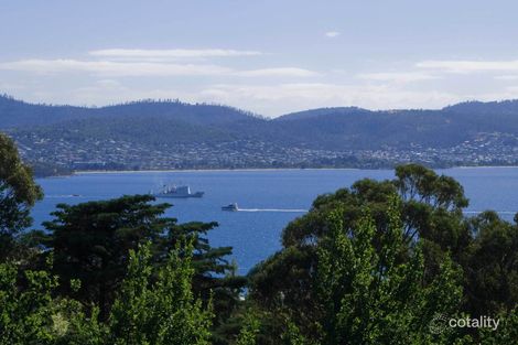244 Churchill Ave, Sandy Bay, TAS 7005