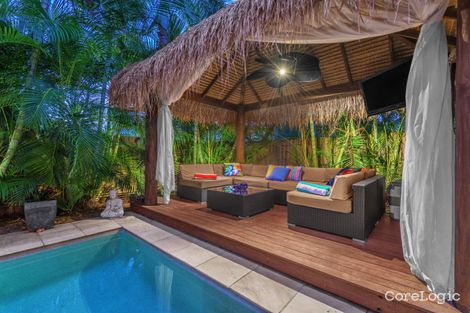 Property photo of 23 Lockerbie Street Kangaroo Point QLD 4169