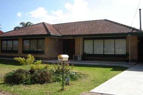 12 Yelland St, Hillcrest, SA 5086