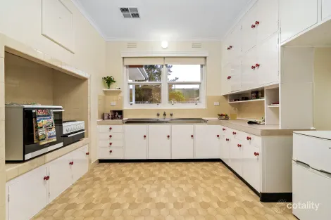 Property photo of 69 Central Road Blackburn VIC 3130