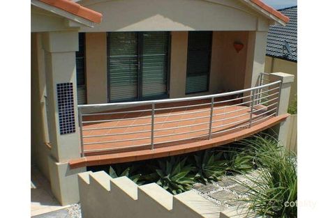Property photo of 16 Desreaux Close Eleebana NSW 2282