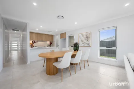 Property photo of 28 Karinyup Circuit Heddon Greta NSW 2321