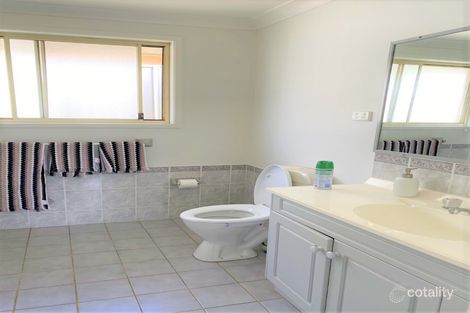 Property photo of 12 Siska Circuit Shell Cove NSW 2529