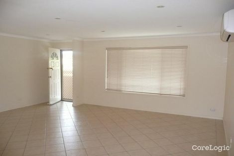 Property photo of 40 Warrina Crescent Burleigh Waters QLD 4220