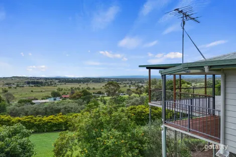 15 Stokes Ct, Summerholm, QLD 4341