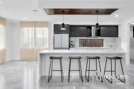 Property photo of 10 Galah Chase Beveridge VIC 3753