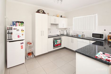 Property photo of 13/16 Miles Avenue Kelso QLD 4815