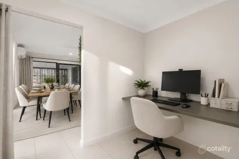 Property photo of 8 Sandover Circuit Holmview QLD 4207