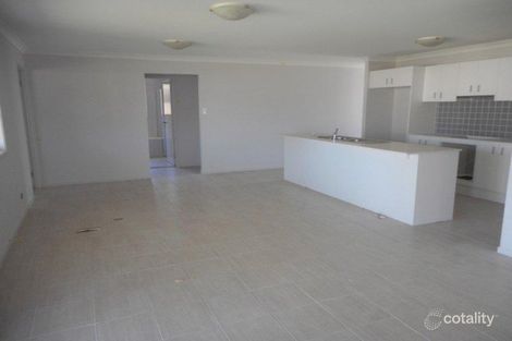 Property photo of 10 Peridot Street Rutherford NSW 2320