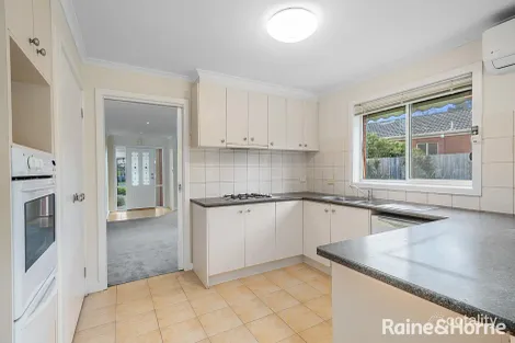 Property photo of 19 Hilltop Way Gisborne VIC 3437