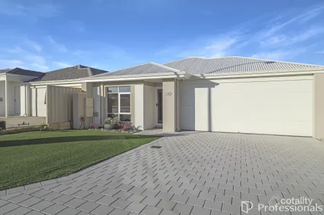 30 COPENHAGEN DR, HOCKING, WA 6065