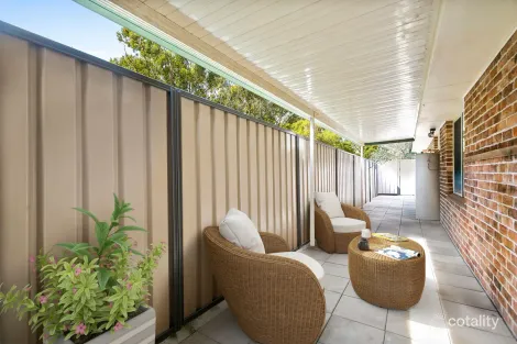Property photo of 4/32 Mayfield Circuit Albion Park NSW 2527
