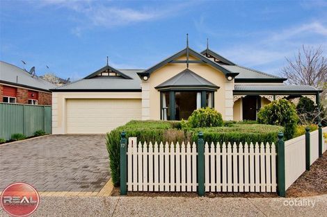 17 Beechwood Ave, Mawson Lakes, SA 5095