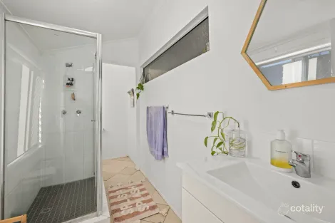 Property photo of 4/76 Dutton Street Coolangatta QLD 4225