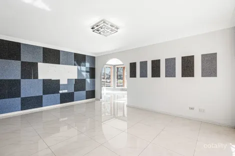 Property photo of 1 Snipe Close Hinchinbrook NSW 2168