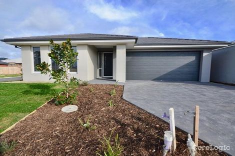 Property photo of 12 Omeara Crescent Cranbourne East VIC 3977