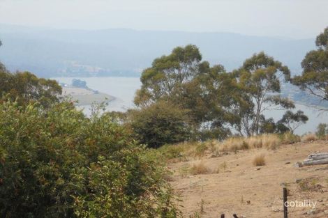 Property photo of 35 Alpine Crescent Grindelwald TAS 7277