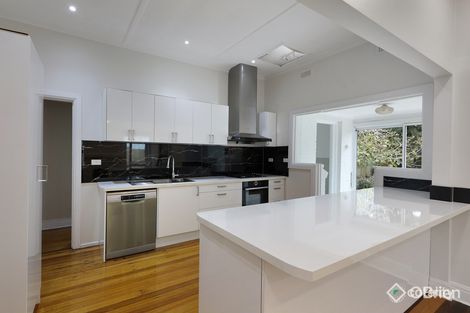 Property photo of 116 Warrigal Road Oakleigh VIC 3166