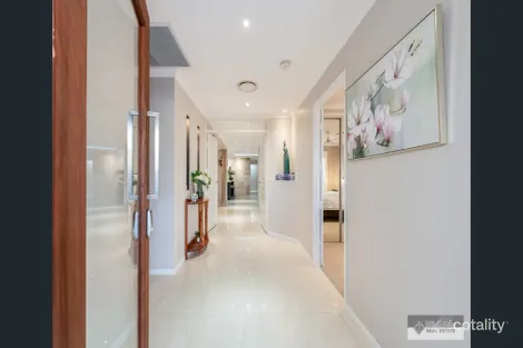 Property photo of 19 Tree Close Thabeban QLD 4670