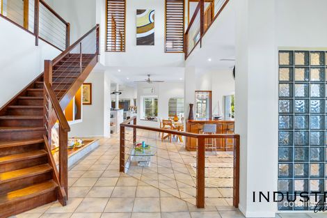 Property photo of 5 Hussar Close Kanimbla QLD 4870