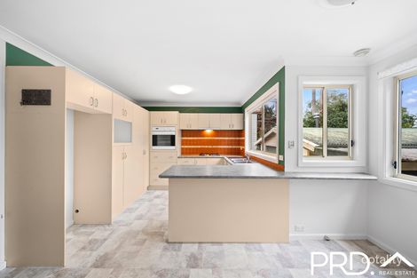 Property photo of 8 Apex Avenue Picnic Point NSW 2213