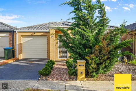 Property photo of 15 Cutleaf Crescent Tarneit VIC 3029