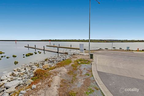 Property photo of 36 Bayview Road Tooradin VIC 3980