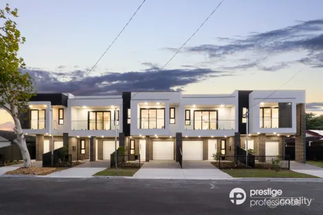 14a Brallos Ave, Holsworthy, NSW 2173