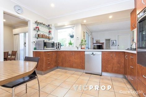 Property photo of 2 Wilsons Road Doncaster VIC 3108