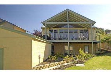 Property photo of 8 Kerferd Avenue Sorrento VIC 3943