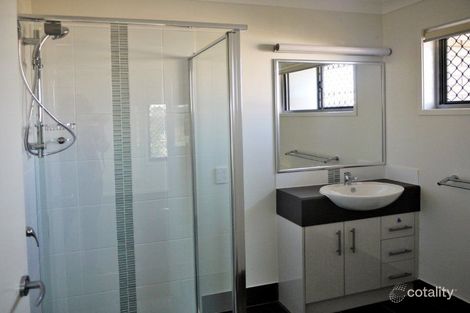 Property photo of 19 Freeman Close Chinchilla QLD 4413