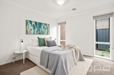 Property photo of 4 Brownlow Drive Point Cook VIC 3030