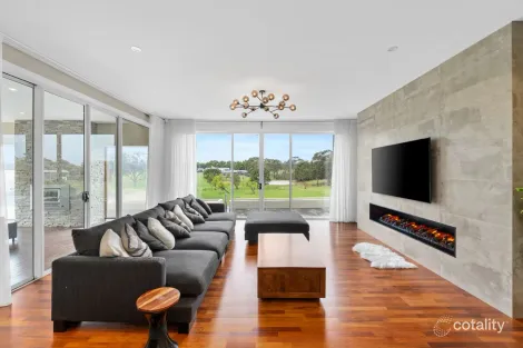 Property photo of 50 Scrubby Lane Traralgon VIC 3844