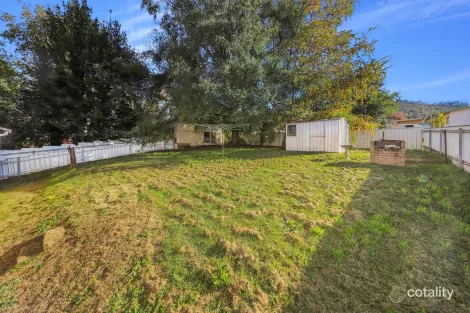 Property photo of 8 Coorabel Avenue Batlow NSW 2730