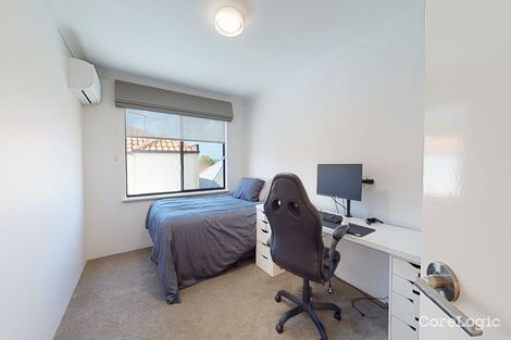 Property photo of 156 Lakeside Drive Joondalup WA 6027