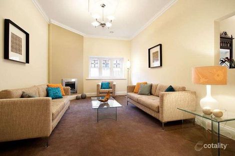 Property photo of 39 Robert Street Bentleigh VIC 3204