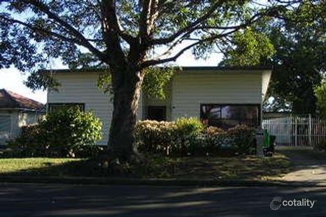 28 Beale St, Georges Hall, NSW 2198