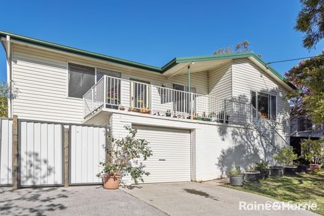 Property photo of 10 Maple Street Wyoming NSW 2250