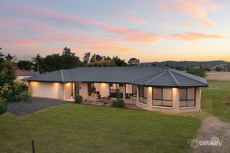 Property photo of 2 Rose Avenue Minden QLD 4311
