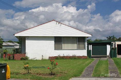 17 Eleebana Cres, Koonawarra, NSW 2530