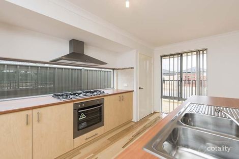 2 Yanga Ct, Lakelands, WA 6180