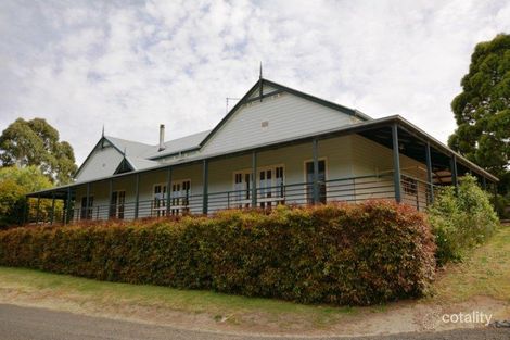 30 Wells Rd, Mirboo North, VIC 3871